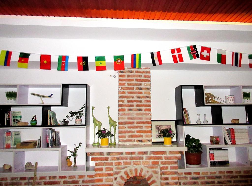 25°C Four Season Youth Hostel Qingdao Bagian luar foto