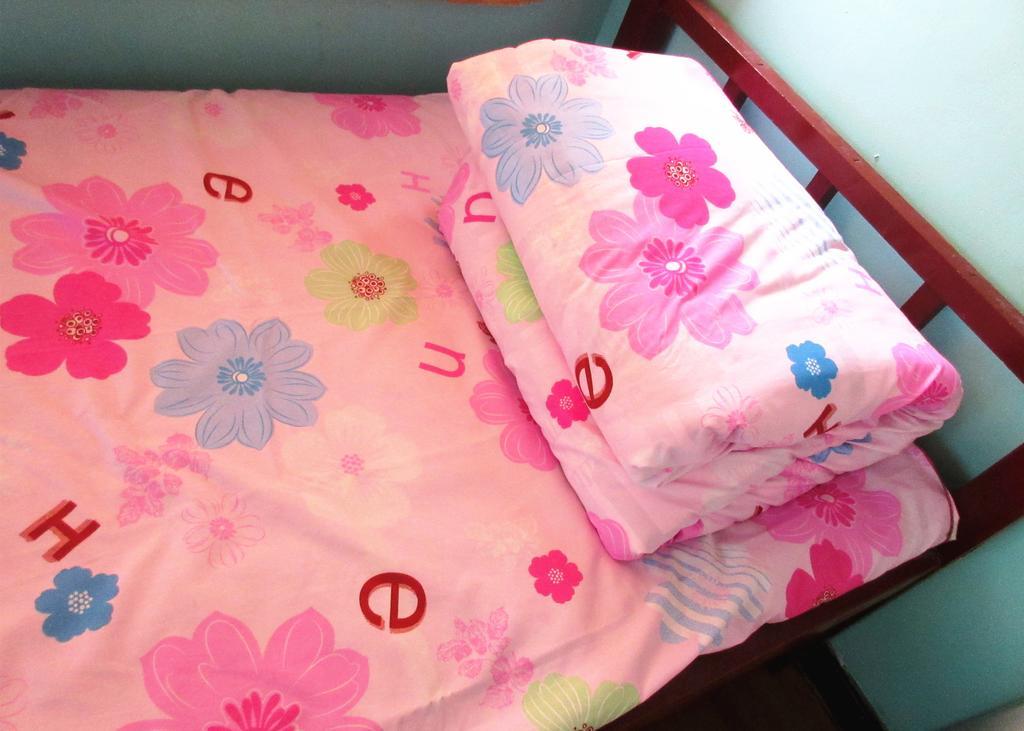 25°C Four Season Youth Hostel Qingdao Ruang foto